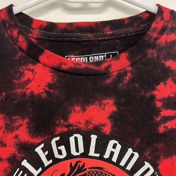 Legoland Florida Resort Tye Dyed T-Shirt Size Large EUC 100% Cotton‎ Red/Black - Picture 3 of 7